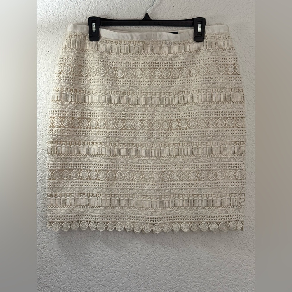 Tommy Hilfiger Cream Crochet Lace Mini Skirt |Preppy Coastal - Picture 2 of 16